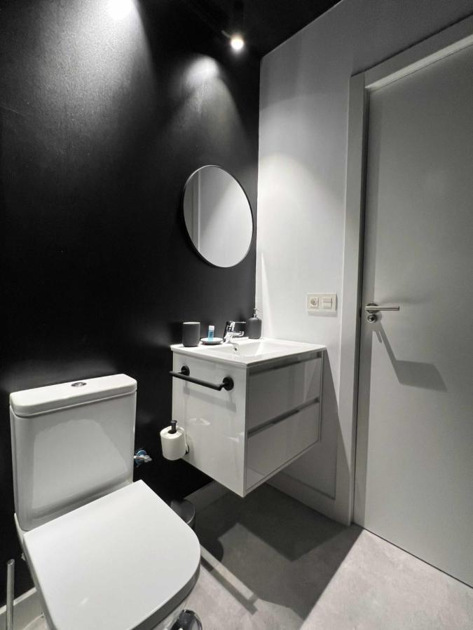 شقة Fiesta Cama Individual Modern & Luxury مالقة المظهر الخارجي الصورة